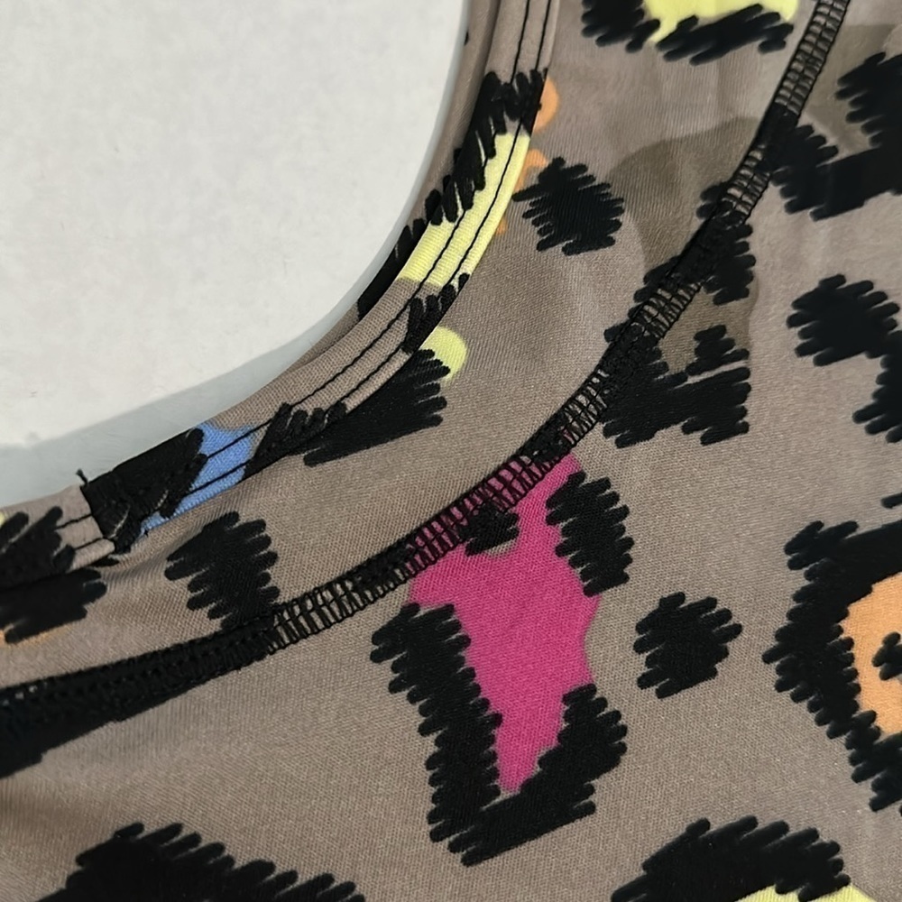 POP fit Emma colorful leopard size Medium NWOT - Picture 3 of 11